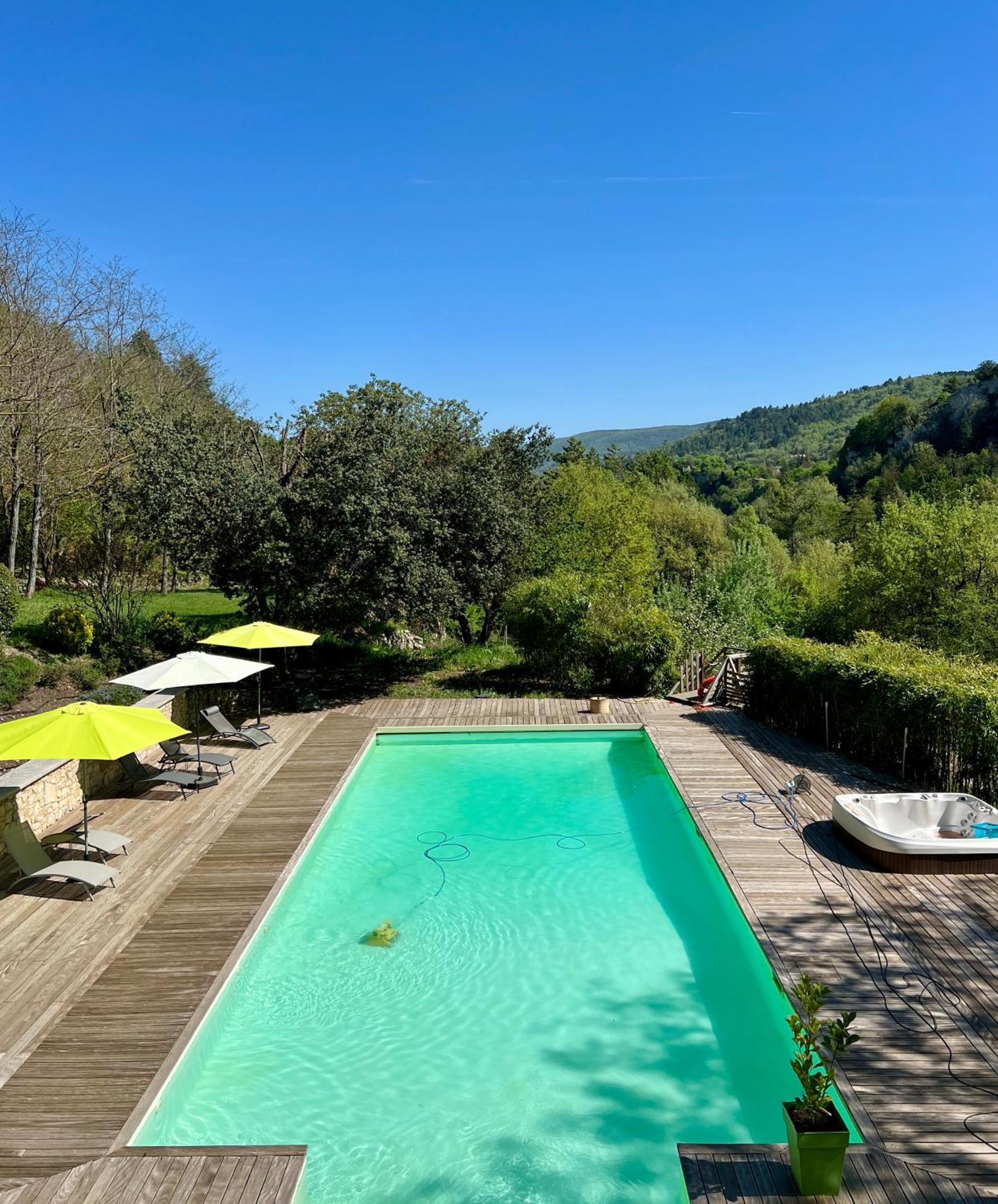 Gite Nature En Luberon Cereste Екстер'єр фото