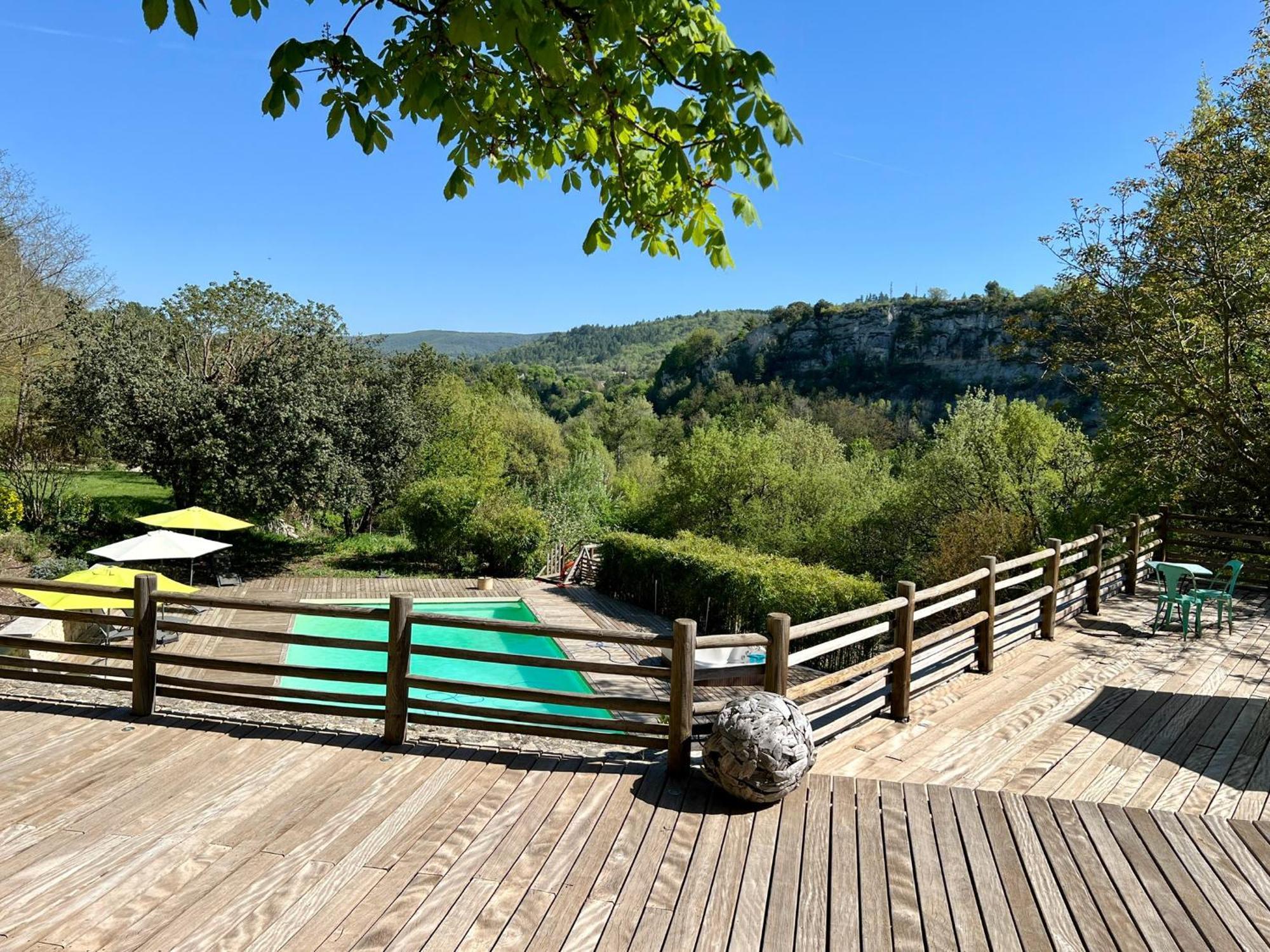 Gite Nature En Luberon Cereste Екстер'єр фото