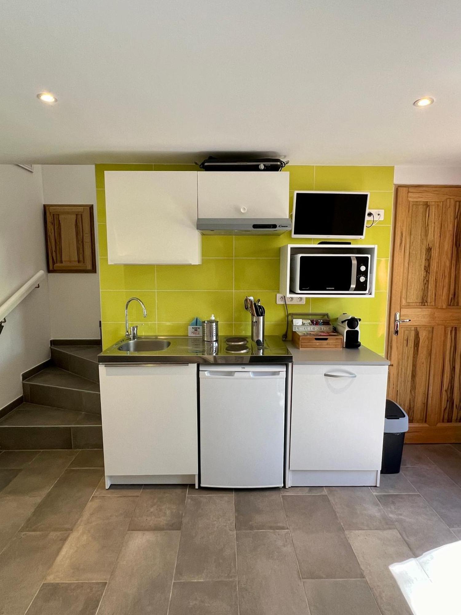 Gite Nature En Luberon Cereste Екстер'єр фото